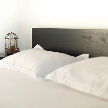 Bird Nest 2 Room Apartment Boekarest Buitenkant foto
